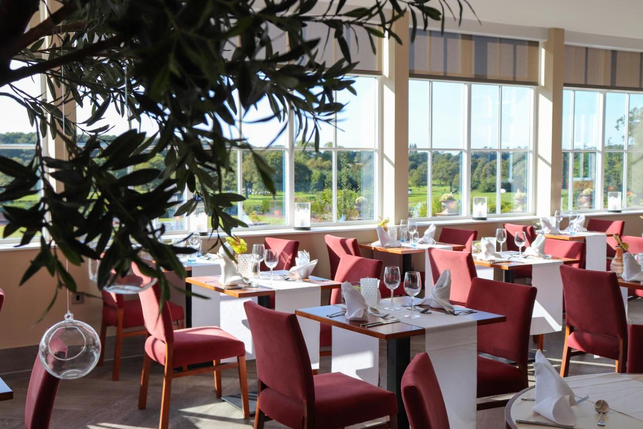 Carden Park Hotel, Golf Resort And Spa Tilston Exteriér fotografie